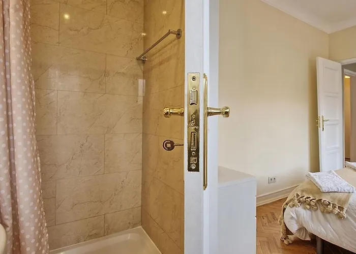 公寓 Admiral Dachgeschoss By Interhome Lisboa