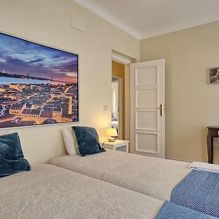 Admiral Dachgeschoss By Interhome * Lisboa